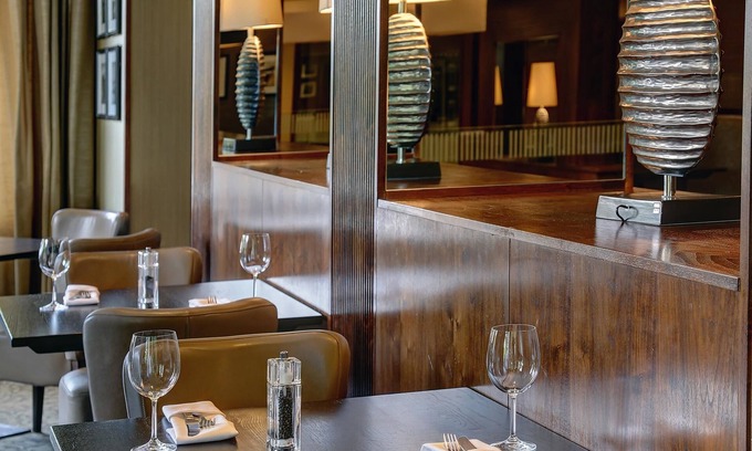 Stepps Hotel | Best Western Garfield House Hotel