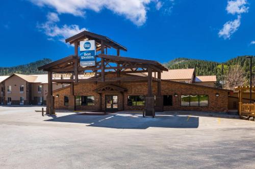 Hill City Hotel | Best Western Golden Spike Inn & Suites