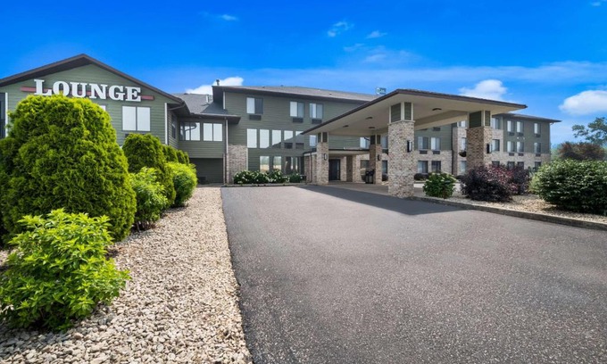Mauston Hotel | Best Western Park Oasis Inn