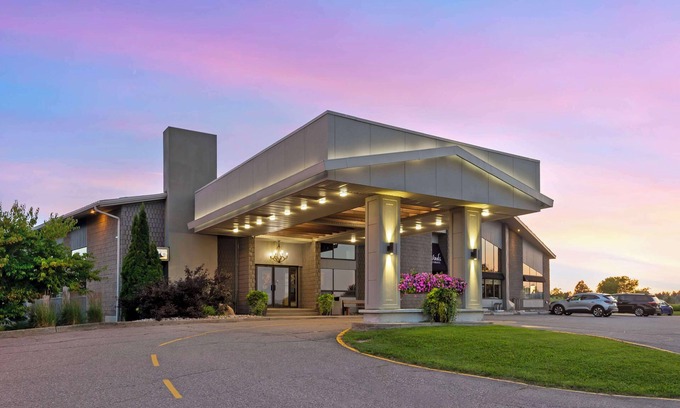 Pembroke Hotel | Best Western Pembroke Inn & Conference Centre
