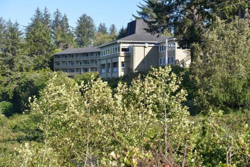 Florence Hotel | Best Western Pier Point Inn