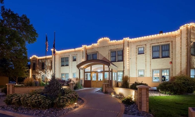 Thermopolis Hotel | Best Western Plus Plaza Hotel