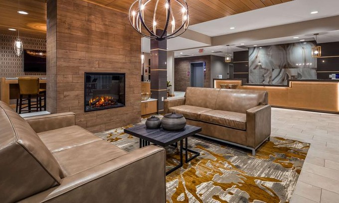 La Crescent Hotel | Best Western Plus at La Crescent Event Center