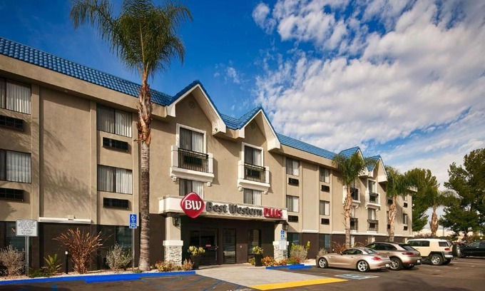Hemet Hotel | Best Western Plus Diamond Valley Inn