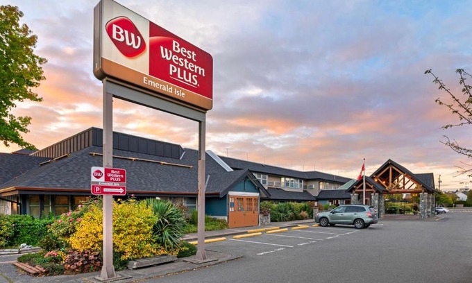 Sidney Hotel | Best Western Plus Emerald Isle Hotel