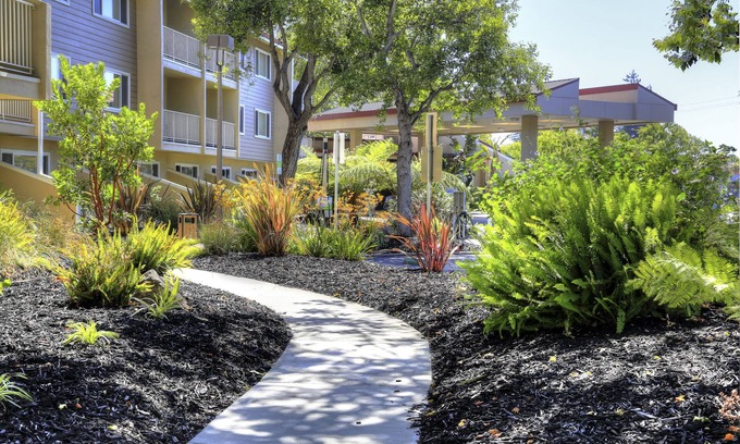 Fremont Hotel | Best Western Plus Garden Court Inn