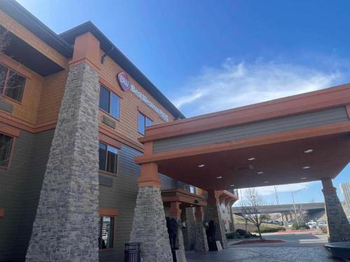 I-435 West KC-KS Hotel | Best Western Plus KC Speedway Inn & Suites