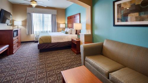 Monahans Hotel | Best Western Plus Monahans Inn and Suites