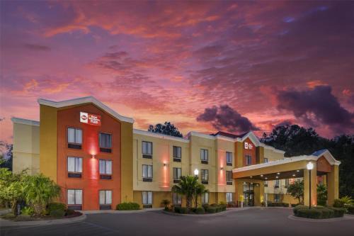 Richmond Hill Hotel | Best Western Plus Richmond Hill Inn