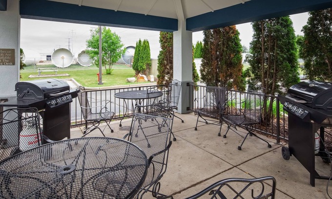 Rothschild Hotel | Best Western Plus Wausau/Rothschild Hotel