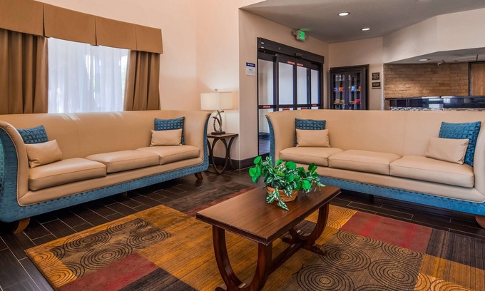 Wendover Hotel | Best Western Plus Wendover Inn