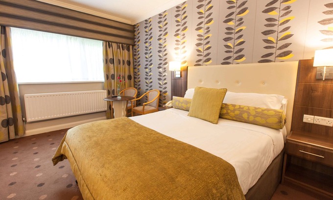 Campsie Hotel | Best Western Plus White Horse Hotel