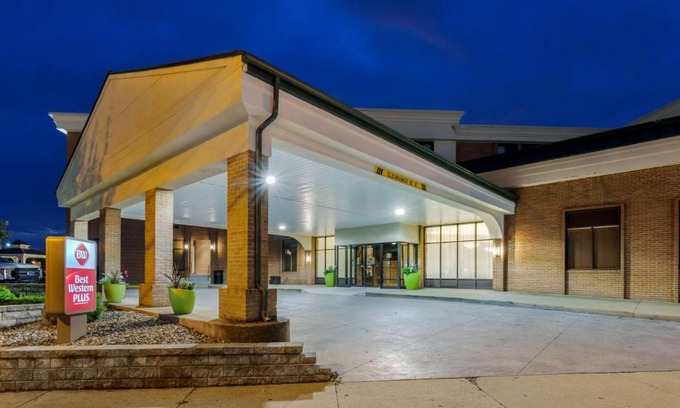 Wooster Hotel | Best Western Plus Wooster Hotel & Conference Center