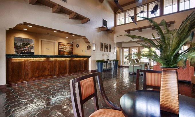 Bonita Hotel | Best Western San Dimas Hotel & Suites