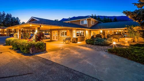 Sicamous Hotel | Best Western Sicamous Inn