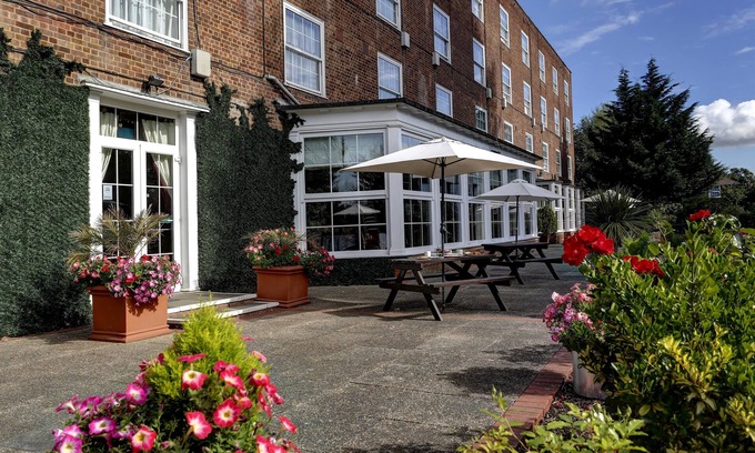 Cole Green Hotel | Best Western Welwyn Garden City Homestead Court Hotel