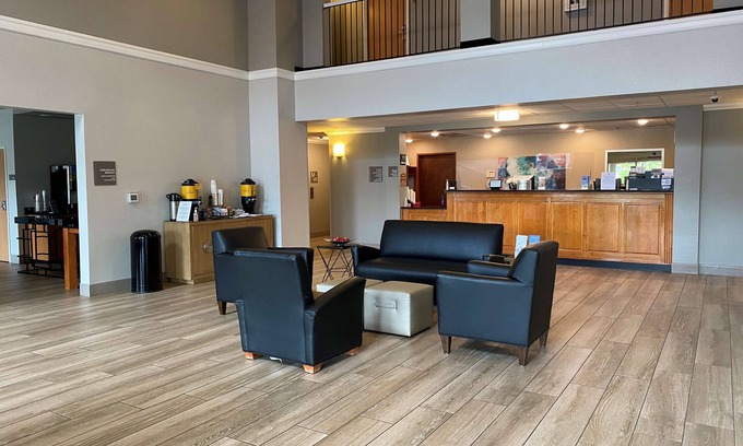Danville Hotel | Best Western Windsor Inn & Suites