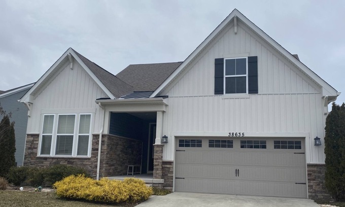 Millville House | Bethany Beach: Family friendly Bishop's Landing community with pond view!