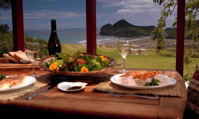 Te Henga Cottage | Bethells Beach Cottages natural luxury for humans being