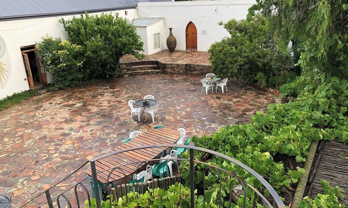 Nieu-Bethesda Bed & Breakfast | Bethesda Tower Accommodation