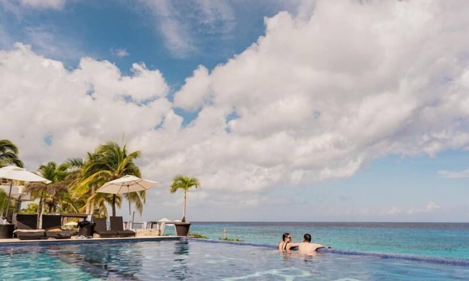 Zona Hotelera Norte House | Better Choice for your Vacation! Ocean View, Beach Access, Free Parking, Pool