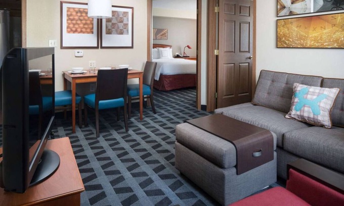 Renton Hotel | Better Choice for your Vacation! Pet-Friendly, Close to Seattle Chinese Garden