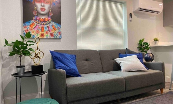 Tampa Heights Apartment | Betterplace 2-Bedrooms Near Armature and Downtown