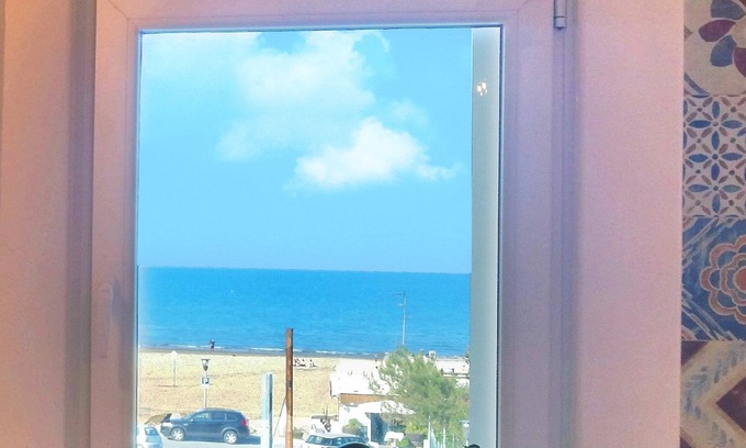 Marano Apartment | Bettina's Flat "Wonderful sight on Riccione sea"