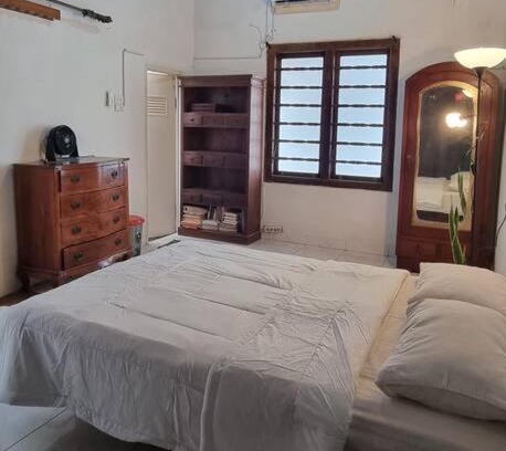 Bandar Lampung House | Betuah Say [2BR City Center Holiday Home]