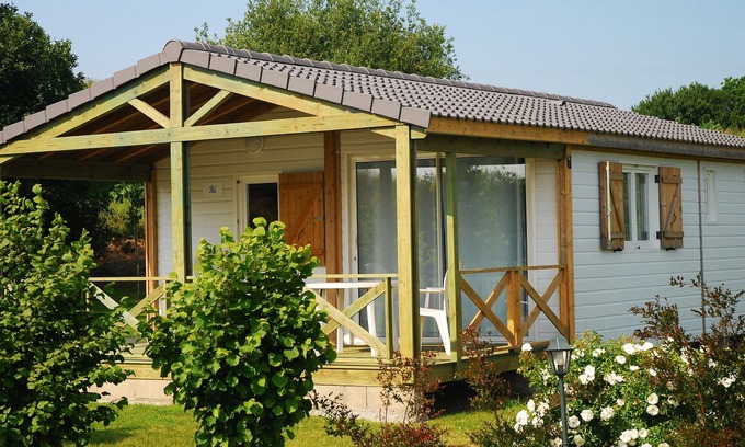 Saint-Meloir-des-Ondes House | Between Cancale and Saint-Malo, comfortable bungalow in a bucolic setting