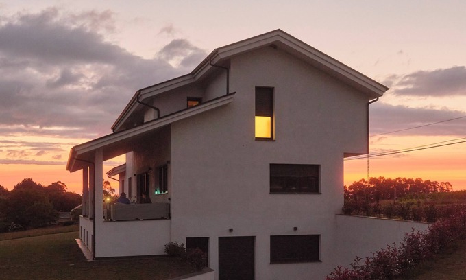 Loza House | Between mountains and sea - dream house in rural idyll