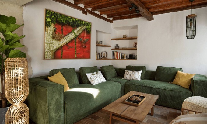 Montbolo House | Between the mountains and the sea, a profound and eco-chic nature experience in