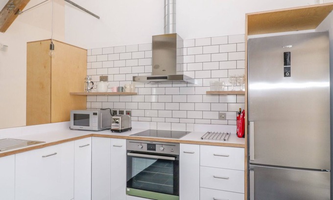 Llangefni House | BEUDY BODEILIO, family friendly, with open fire in Llangefni