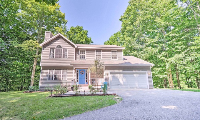 Beulah House | Beulah Family Home ~ 2 Mi to Dtwn + Beach!