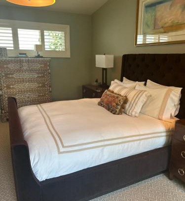 The Flats House | Beverly Hills Luxury Suite