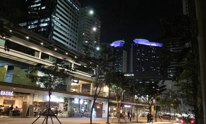 Bel-Air Condo | BGC Central Top Floor 1BR Cozy Condo Amazing Views! Walkable to all Attractions!