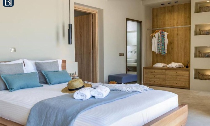 Naxos Town Apartment | BH674 - C - Suite Naxos