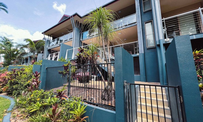 Mission Beach Apartment | BHA 4- Beachfront Bliss ! - 1 bed
