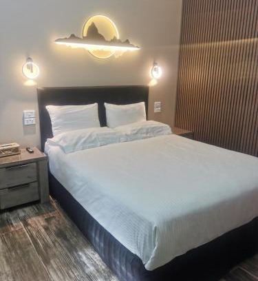 Cloverdale Apartment | Bha