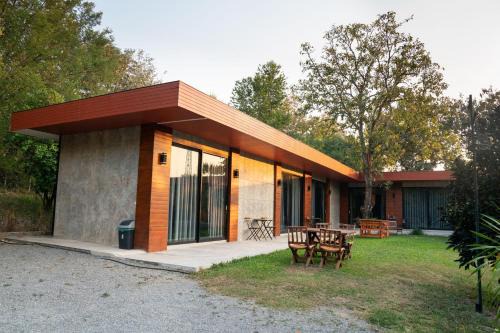Ban Luang Resort | Bhupimarn Garden House