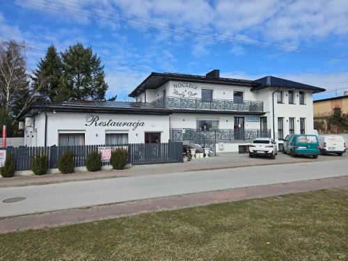 Sulejow House | Bialy Dom