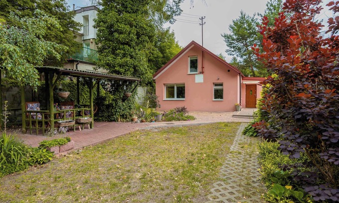 Wawer House | Bielszowicka 36A | Warsaw | Comfort House | Garden