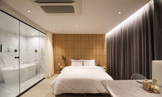Buk-gu Hotel | Biennale Hotel