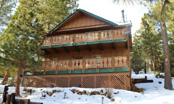 Whispering Forest Cabin | Big Bear Cabin August Deals – Book Now from 99! Weekends Almost Gone!