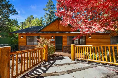 Fox Farm House | Big Bear Cozy Cottage - Hot Tub, Close to Lake, WiFi, Pet Friendly