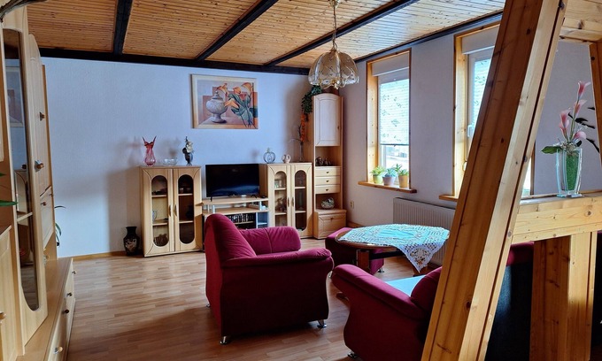 Tambach-Dietharz Apartment | Big, cosy holiday home, sleeping facilities for 3 people, 1 bedroom