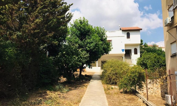 Tiberias House | Big family house