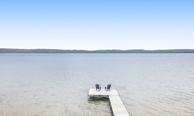 Glen Arbor House | Big Glen Lake - Large Waterfront Home