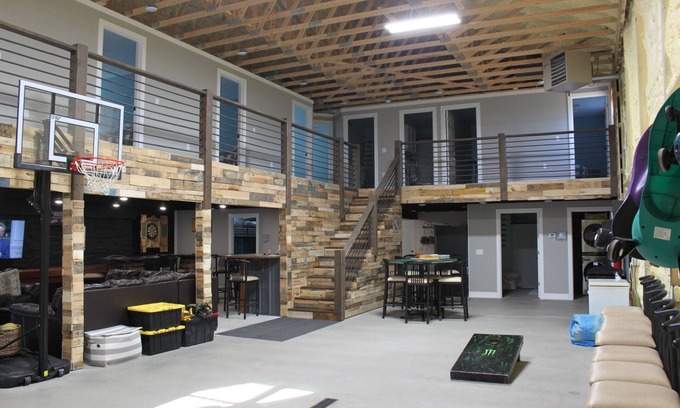 Grand Marais House | Big Group Barndominium- minutes from beautiful Lake Superior shoreline!