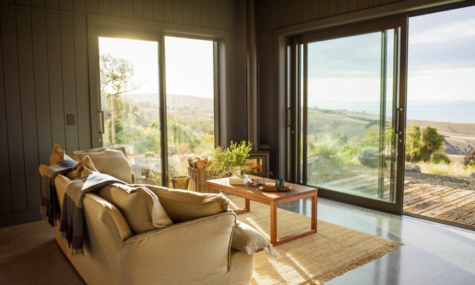 Okains Bay Cabin | Big Hill Luxury Retreat